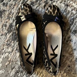 Anne Klein Sport. Leopard print. Patten leather. Excellent condition